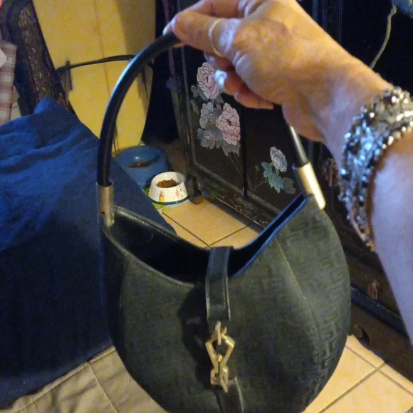 Adorable handbag, purse - Picture 3 of 7